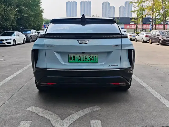 Cadillac Lyriq — Фото автомобиля 7