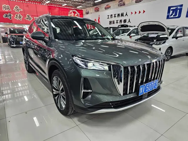 Hongqi HS5 — Фото автомобиля 6
