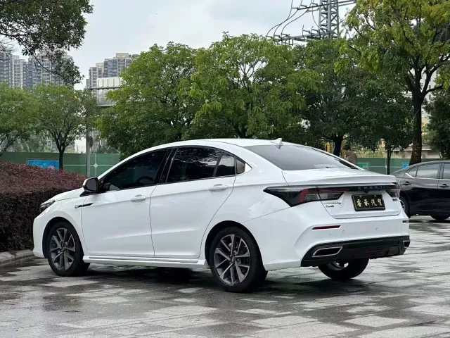 Chery Arrizo 5 PLUS — Фото автомобиля 4