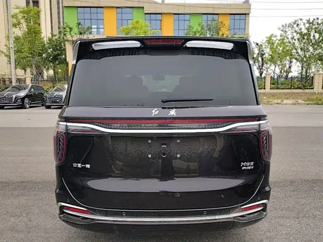 Hongqi HQ9 PHEV — Фото автомобиля 5