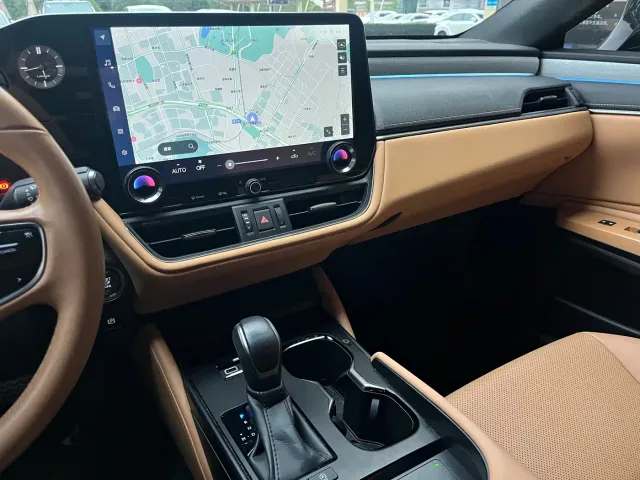 Lexus ES — Фото автомобиля 14
