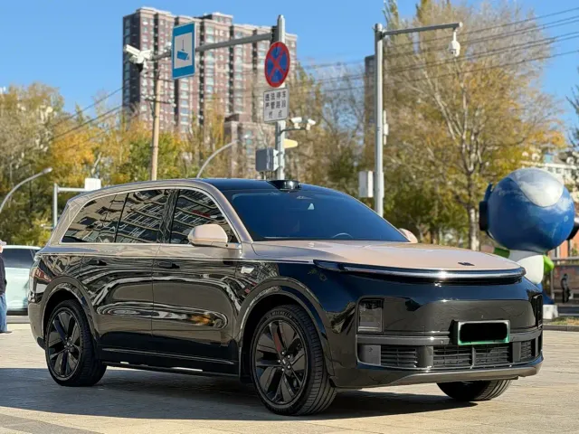 Li Auto L9 — Фото автомобиля 3