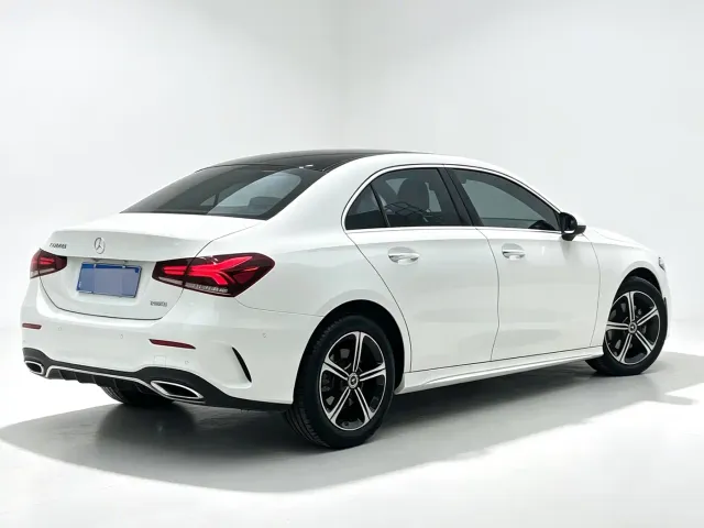 Mercedes-Benz A-Class — Фото автомобиля 5