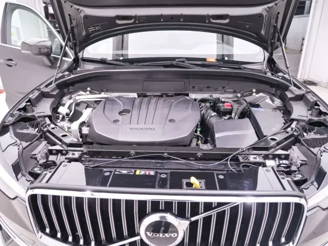 Volvo XC60 — Фото автомобиля 19