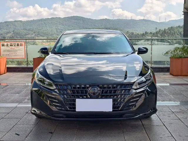 Nissan Teana — Фото автомобиля 2