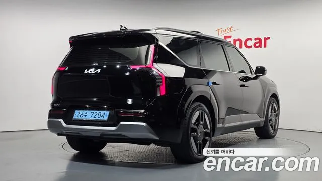Kia EV9 — Фото автомобиля 2