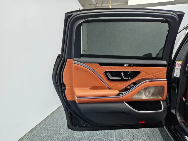 Mercedes-Benz Maybach S-Class — Фото автомобиля 14
