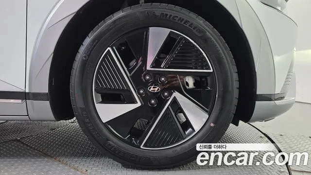 Hyundai Ioniq5 — Фото автомобиля 5