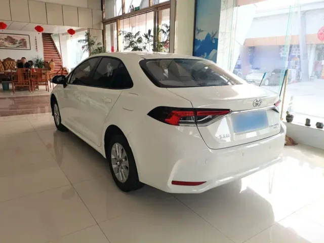Toyota Corolla — Фото автомобиля 22