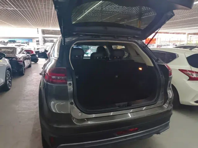 Geely Boyue — Фото автомобиля 18