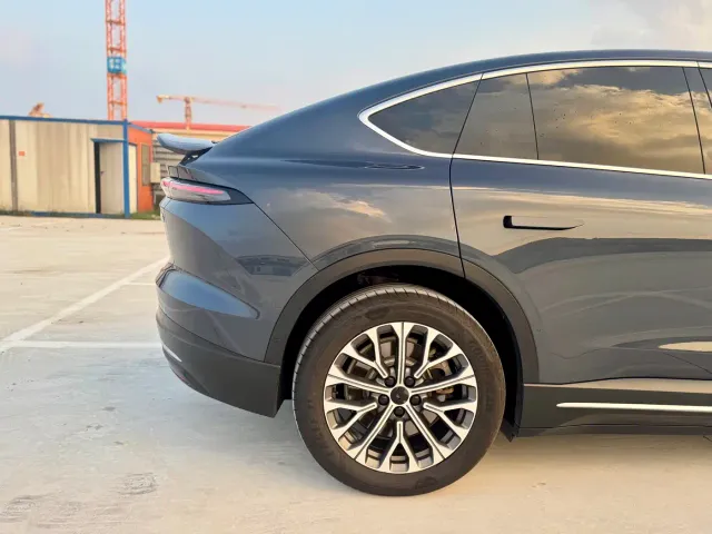 Nio EC6 — Фото автомобиля 4