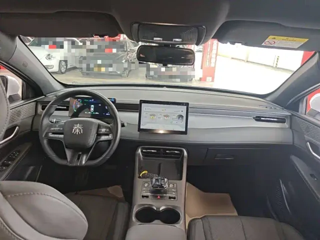 BYD Qin PLUS — Фото автомобиля 9