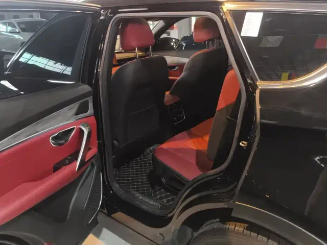 Jetour X70 Plus — Фото автомобиля 11