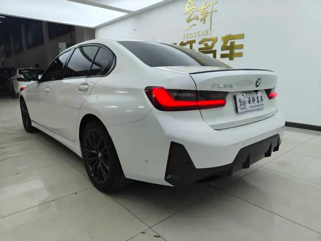 BMW 3 Series — Фото автомобиля 14