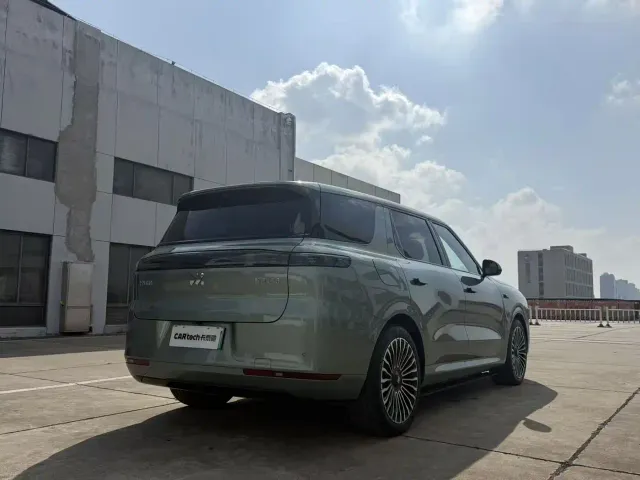 IM Motors LS8 — Фото автомобиля 9