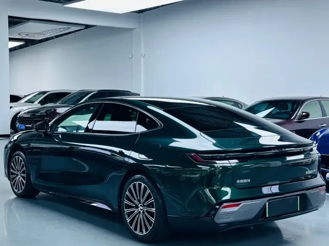 Geely Galaxy Xingyao 8 — Фото автомобиля 13