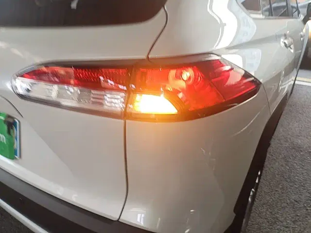 Toyota Corolla Cross — Фото автомобиля 7