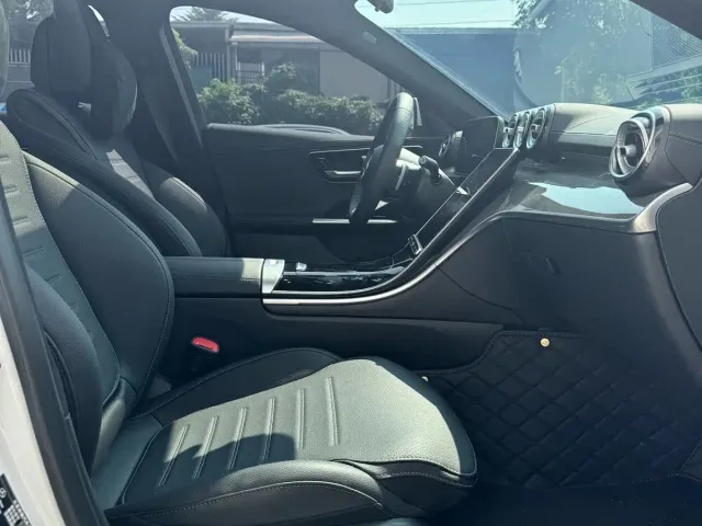 Mercedes-Benz C-Class — Фото автомобиля 6