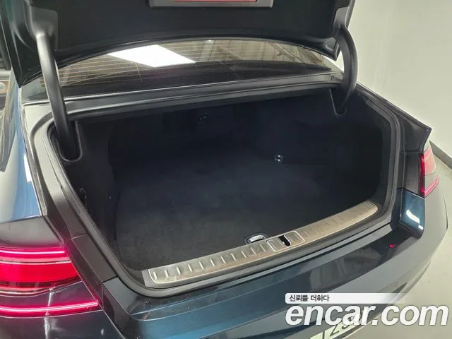 Genesis G90 Бензин 3.5 турбо AWD — Фото автомобиля 19