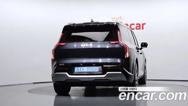 Kia EV9 — Фото автомобиля 4