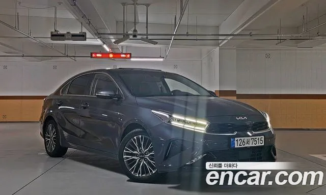 Фотография автомобиля — Kia K3 Generation 2