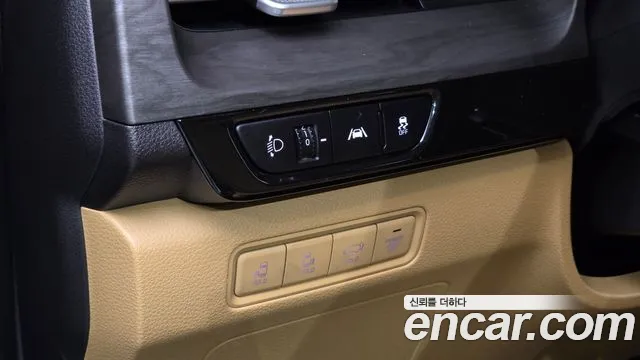 Kia Carnival Generation 4 — Фото автомобиля 21