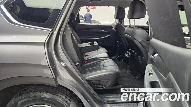 Hyundai Santa Fe Santa Fe (New) — Фото автомобиля 17