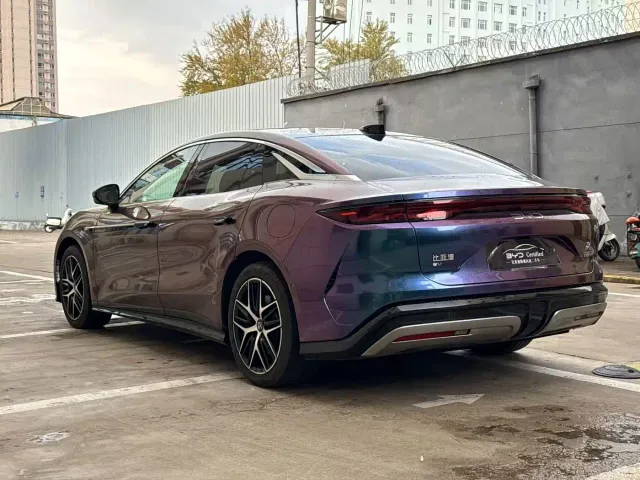 BYD Han L — Фото автомобиля 12