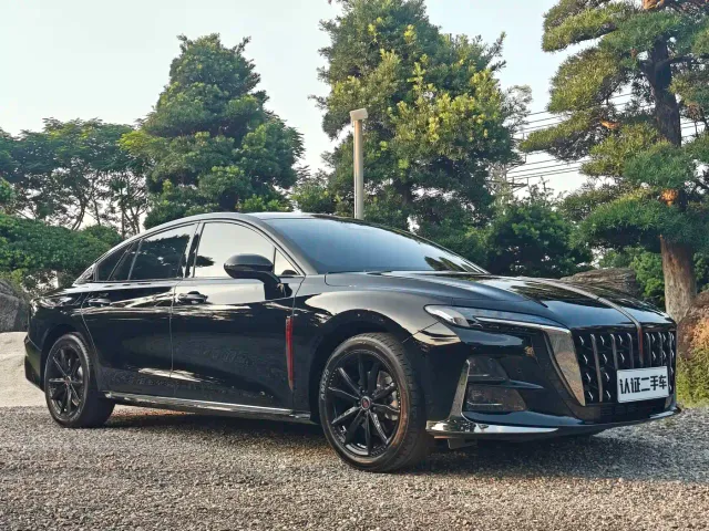 Hongqi H6 — Фото автомобиля 3