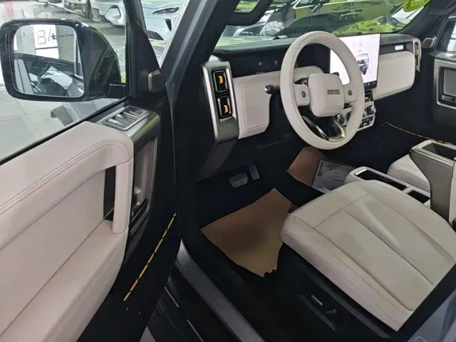 iCAR V23 — Фото автомобиля 15