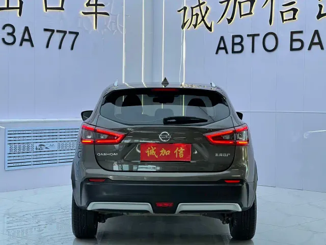 Nissan Qashqai — Фото автомобиля 5