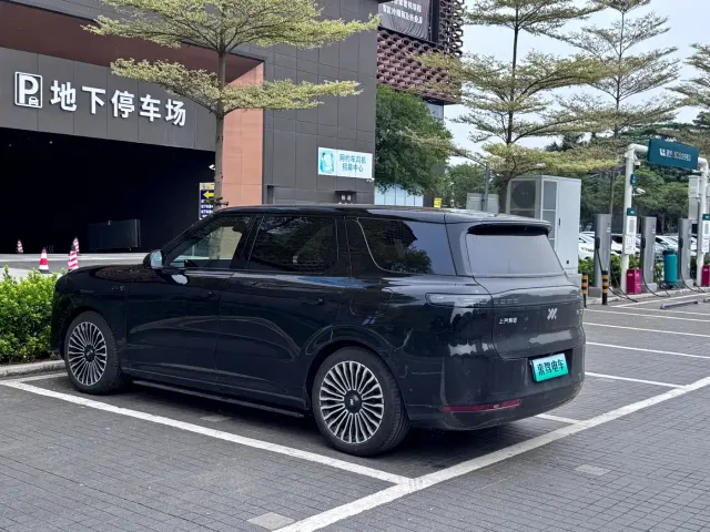 IM Motors LS8 — Фото автомобиля 7