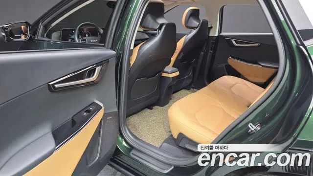 Kia EV6 Standard — Фото автомобиля 10