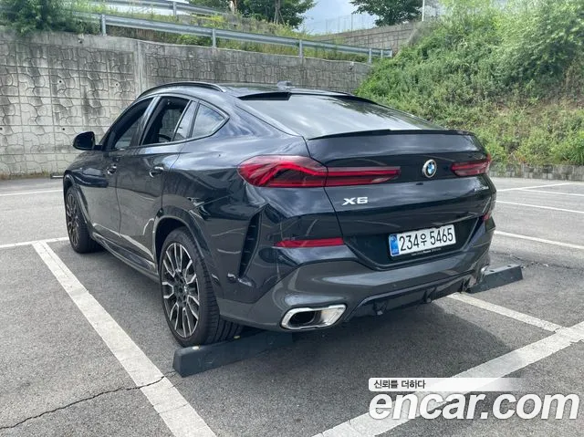 BMW X6 — Фото автомобиля 3