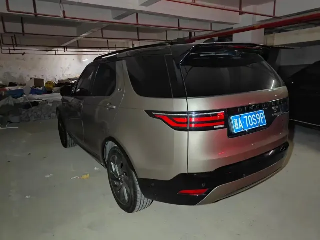 Land Rover Discovery — Фото автомобиля 3