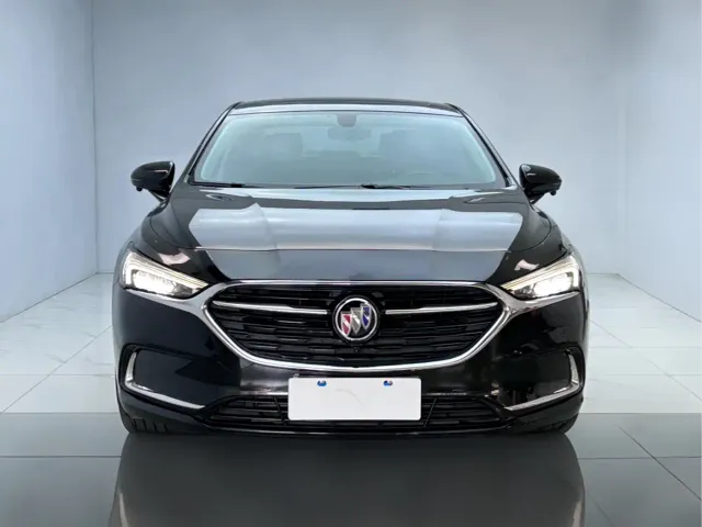 Buick LaCrosse — Фото автомобиля 2