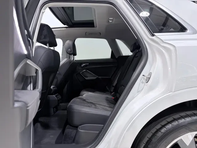 Audi Q3 — Фото автомобиля 9