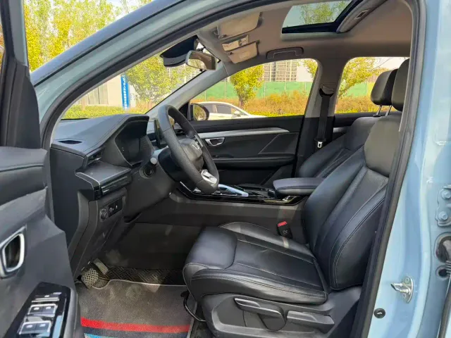 Wuling Asta — Фото автомобиля 8