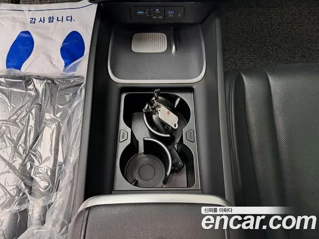 Hyundai Grandeur GN7 — Фото автомобиля 15