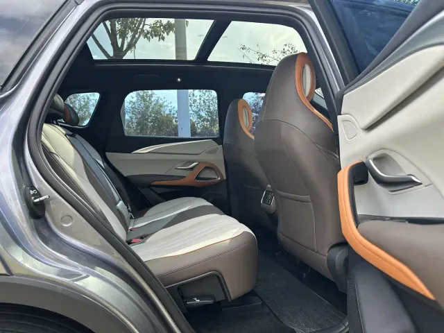 BYD Song Pro — Фото автомобиля 9