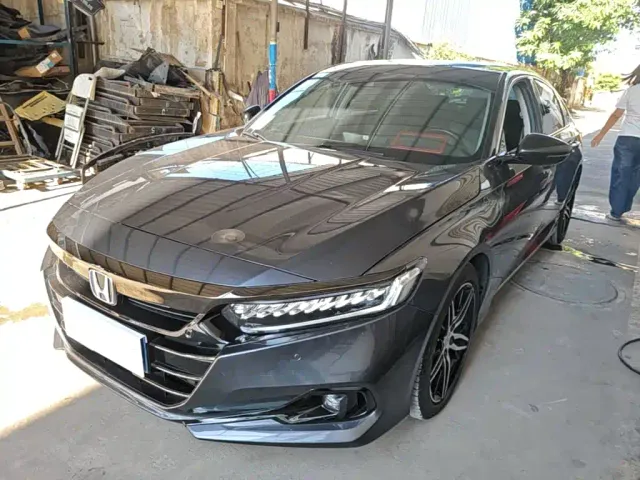 Фотография автомобиля — Honda Accord