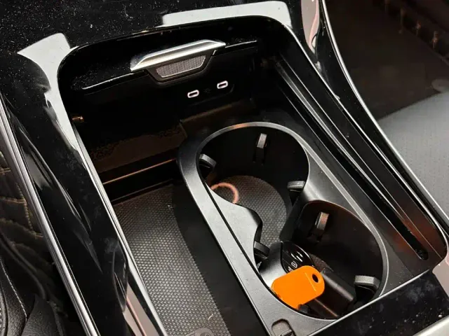 Mercedes-Benz C-Class — Фото автомобиля 16