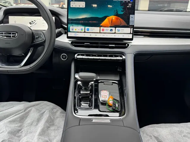 Geely Xingrui — Фото автомобиля 4