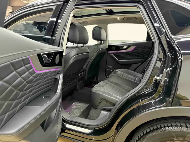 Hongqi HS5 — Фото автомобиля 15