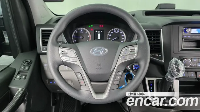 Hyundai Solati Solati 15 мест — Фото автомобиля 13