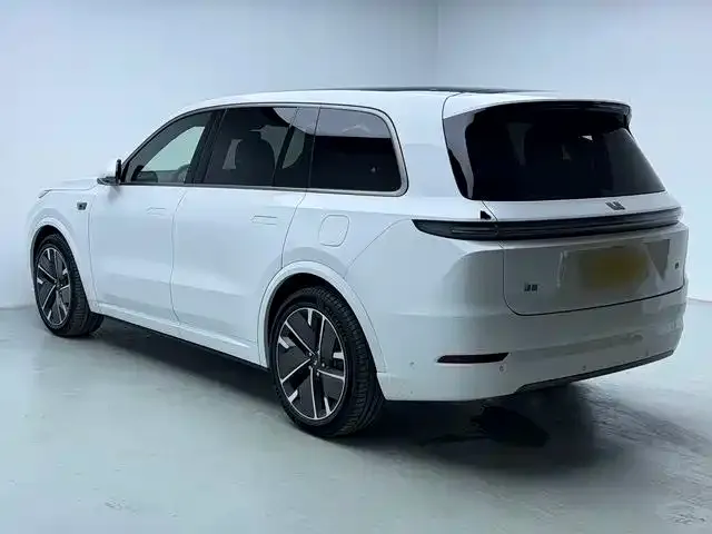 Li Auto L9 — Фото автомобиля 4