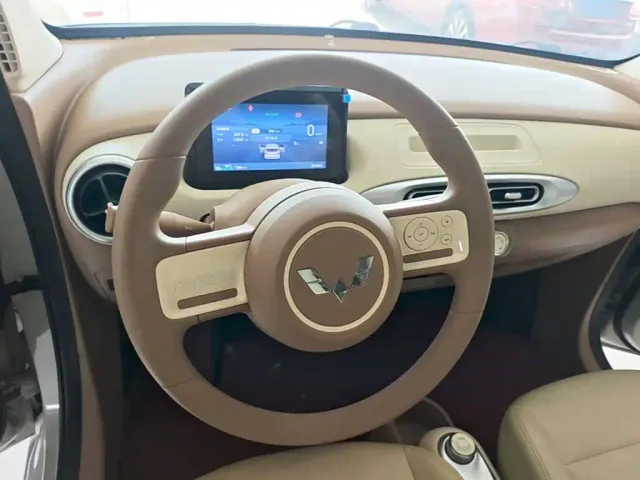 Wuling Hongguang Mini EV — Фото автомобиля 10