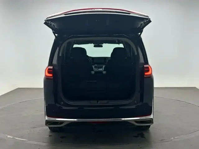 GAC Trumpchi M8 — Фото автомобиля 10