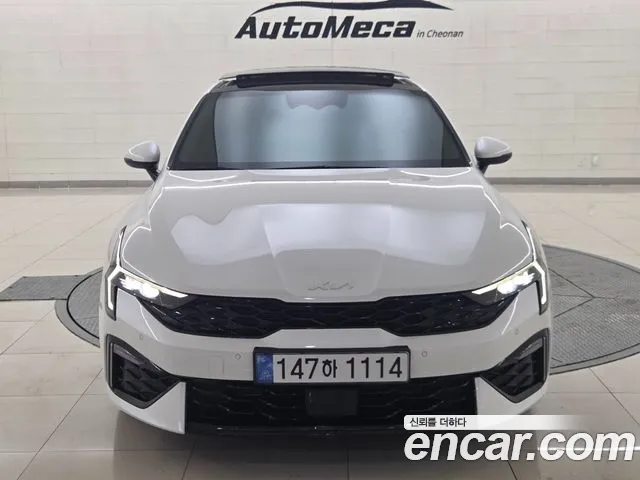 Kia K5 Новый K5 3 поколение 2.0 LPi(Для проката) — Фото автомобиля 3