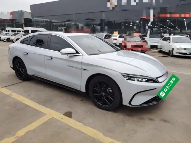BYD Han — Фото автомобиля 3